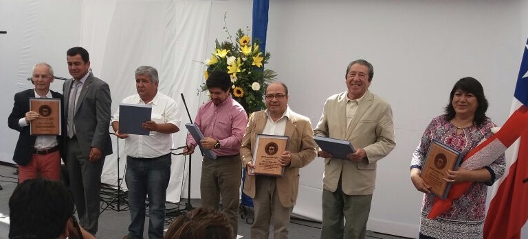 Consejeros Regionales reciben homenaje por parte del Municipio de Lago Ranco_2